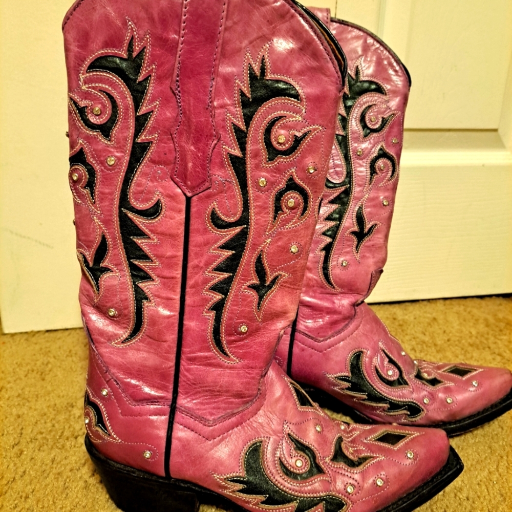 Womens purple and black rhinestone cowboy boots size 6